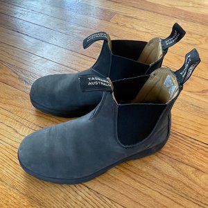 Blundstones